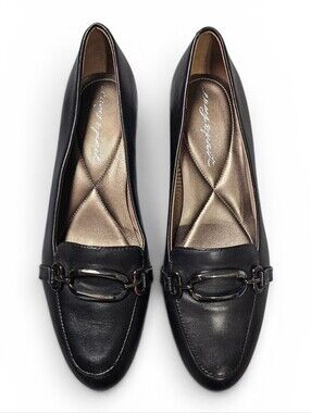 Easy Spirit Umanda Black Dress Pump With Low Block Heel 8.5